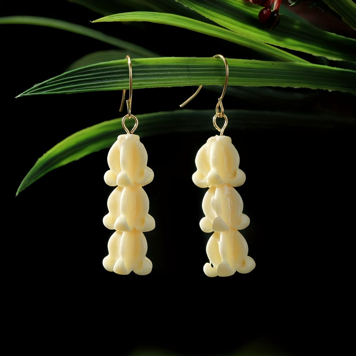TEMU A Pair Of Trendy Bohemian Three-bead Resin Crown Flower Earrings, Beach Wear, Ideal As Gifts For Or Valentine's Day