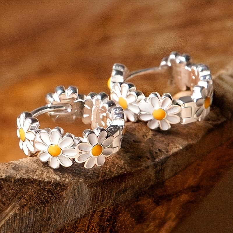 TEMU 1 Pair Women's Fashion Ring Earrings Easy Enamel Small Daisy Flower Ring Earrings Women' Casual Vacation Elegant Earrings Birthday Gift