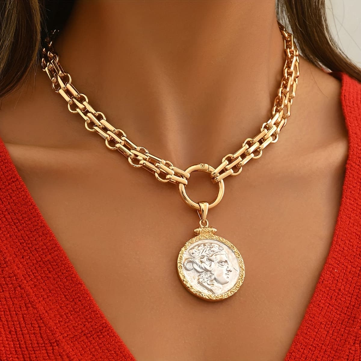 TEMU A Unique And Stylish Large Pendant Necklace Featuring A Portrait, European And , Versatile Daily Accessory, Perfect For Parties, Banquets, And , An Ideal Gift For Or Wives