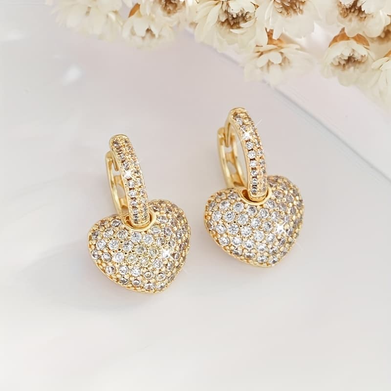 TEMU A Pair Of Luxurious Halo Heart Pendant Earrings With An Elegant And , With Sparkling Rhinestones. Perfect For Women To Wear To Banquets, Parties, And Special Occasions. An Ideal Gift