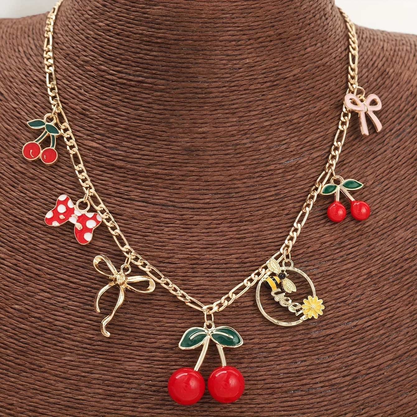 TEMU A High-end Fashion Cute Bow Necklace, Suitable For Daily Wear, As A Gift , And For Holiday Parties