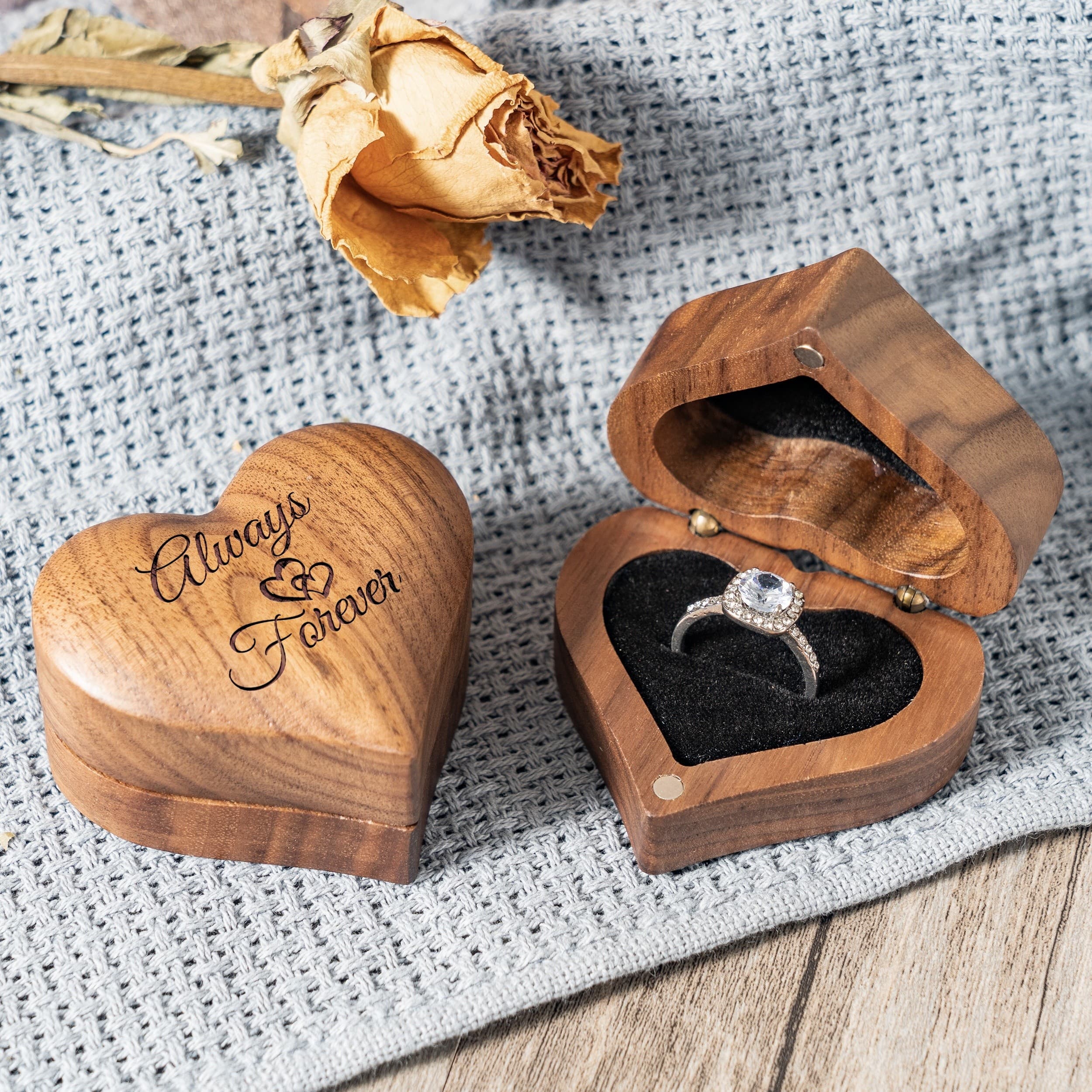TEMU Wooden Heart-shaped Ring Box With ' And Forever' Engraving - Elegant Slot Engagement Ring Holder, Personalized Wedding Ring Display Stand, Small Unique Ring Storage Box - Black Interior