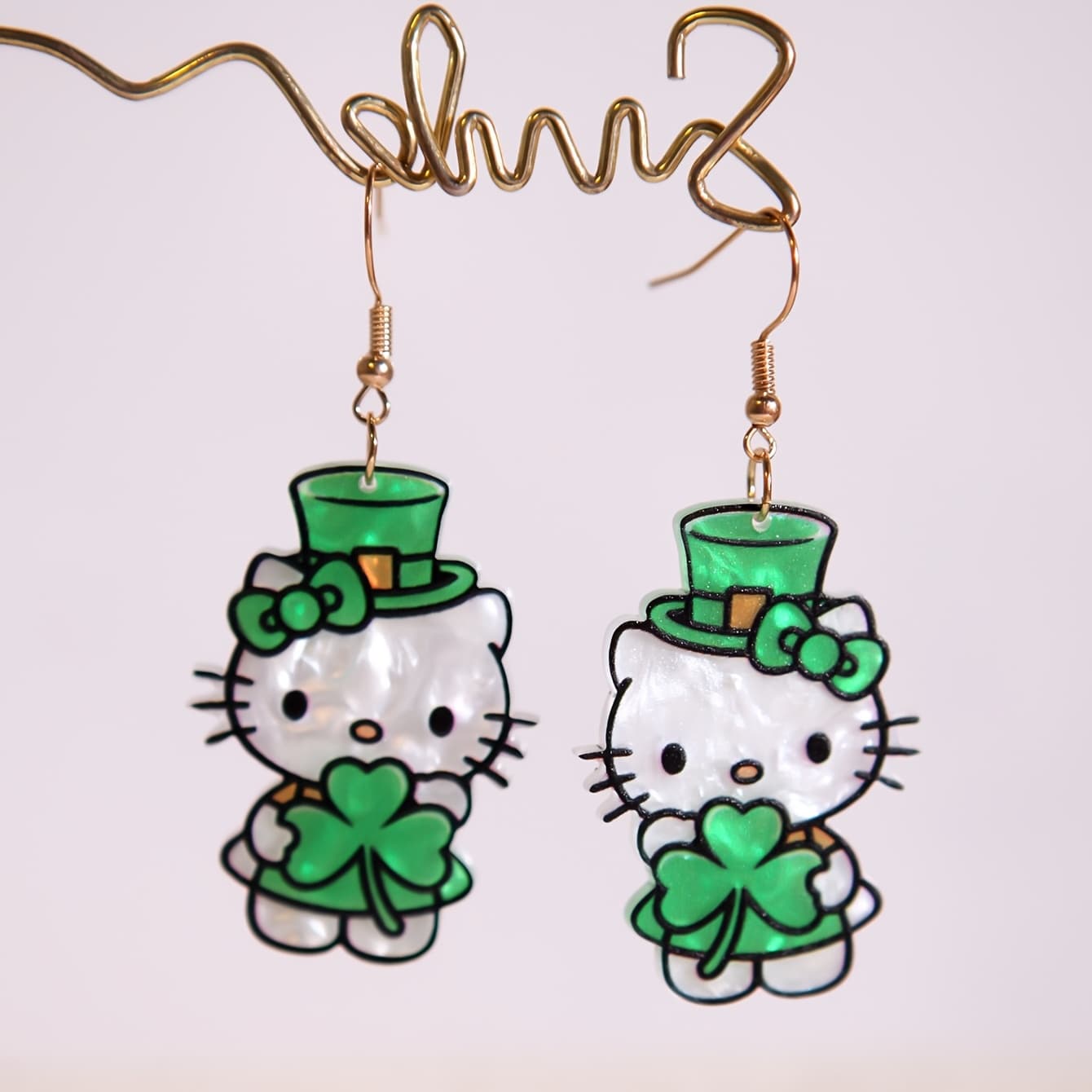 TEMU Handmade Shine Resin Earrings With Metal Chain Tassel Funny Cute Statement Earrings Creative Earrings Green Kt Cat 's Earrings Dangle Earrings For Women Vacation Party Gift For Her Coup
