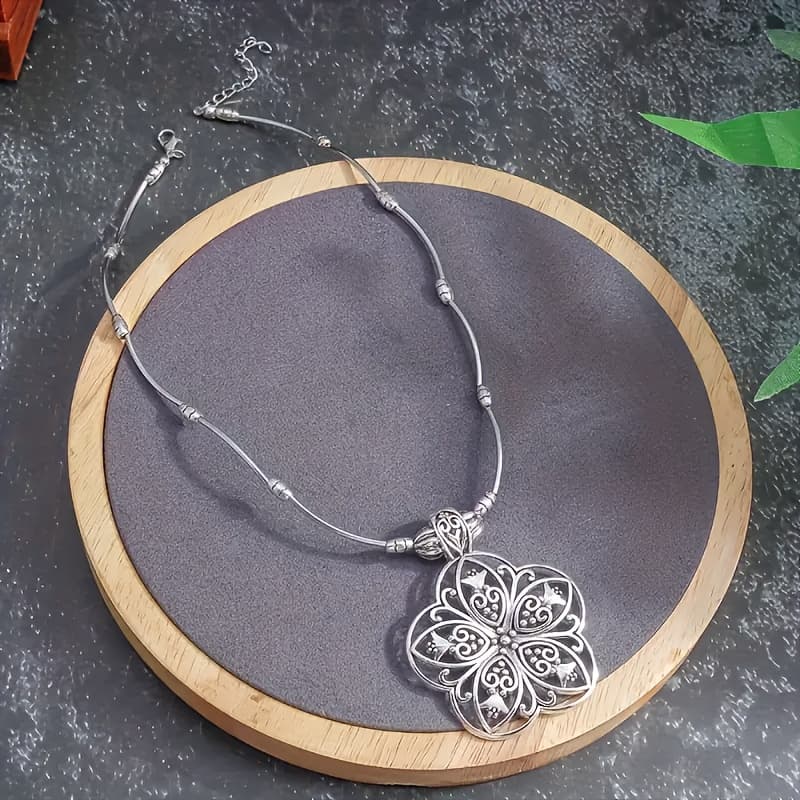 TEMU Retro Geometric Necklace - Stylish Hollow Flower Pendant, Creative Jewelry Item Perfect For Women