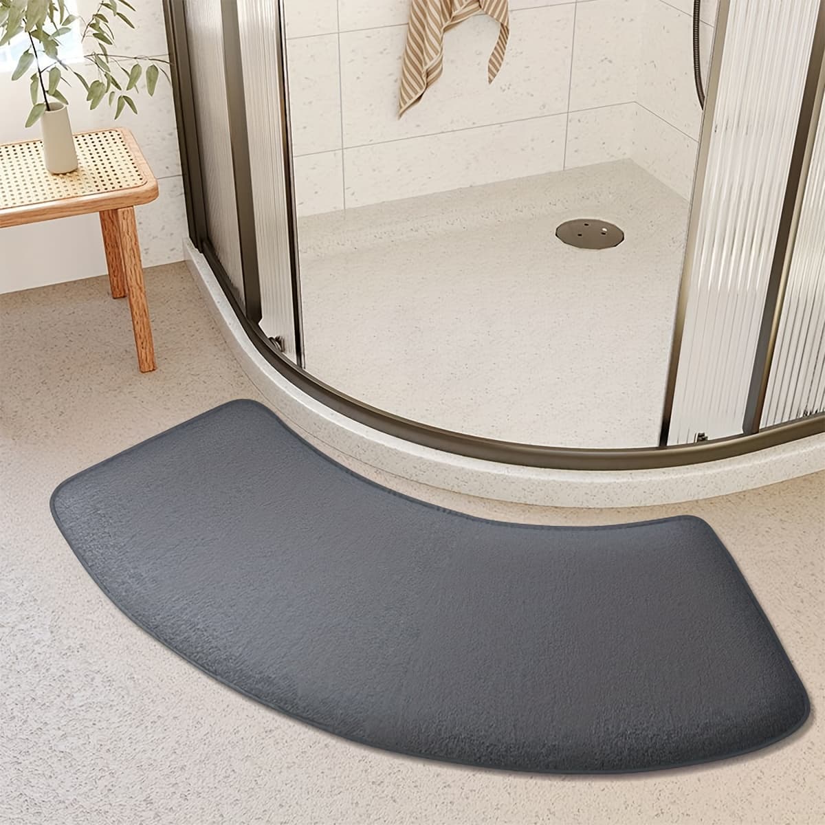TEMU Arched Solid Color Shower Room Water-absorbing Mat Coral Fleece Toilet Bathroom Anti-slip Mat Thickened Sponge Shaggy Foot Mat