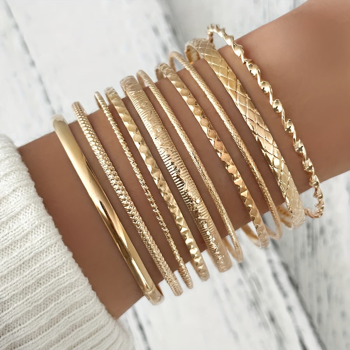 TEMU A Set Of 10 Minimalist Bangles With A Floral Texture, Colors, Perfect For Stacking
