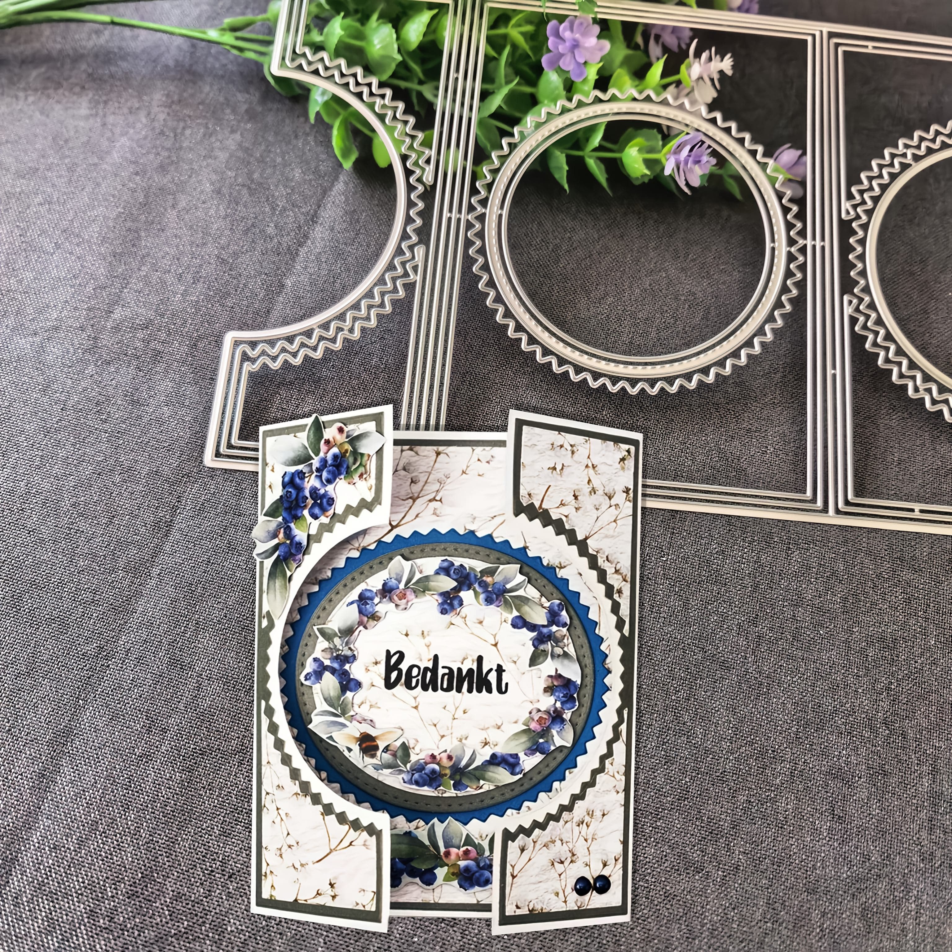 TEMU 1pc Creative Greeting Card Making Metal Cutting Dies, Scrapbooking Decoration Embossing Die Cuts, Greeting Card Making Stencil, Suitable For Album Card Making, Handmade