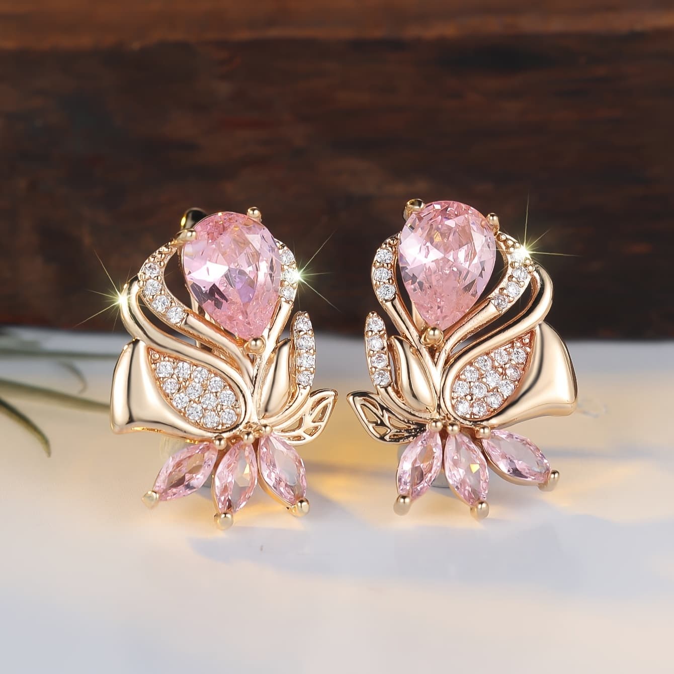 TEMU Luxurious Romantic Teardrop Pink Synthetic Zirconia Leaf Hoop Earrings For Women, Elegant Party Wedding Earrings