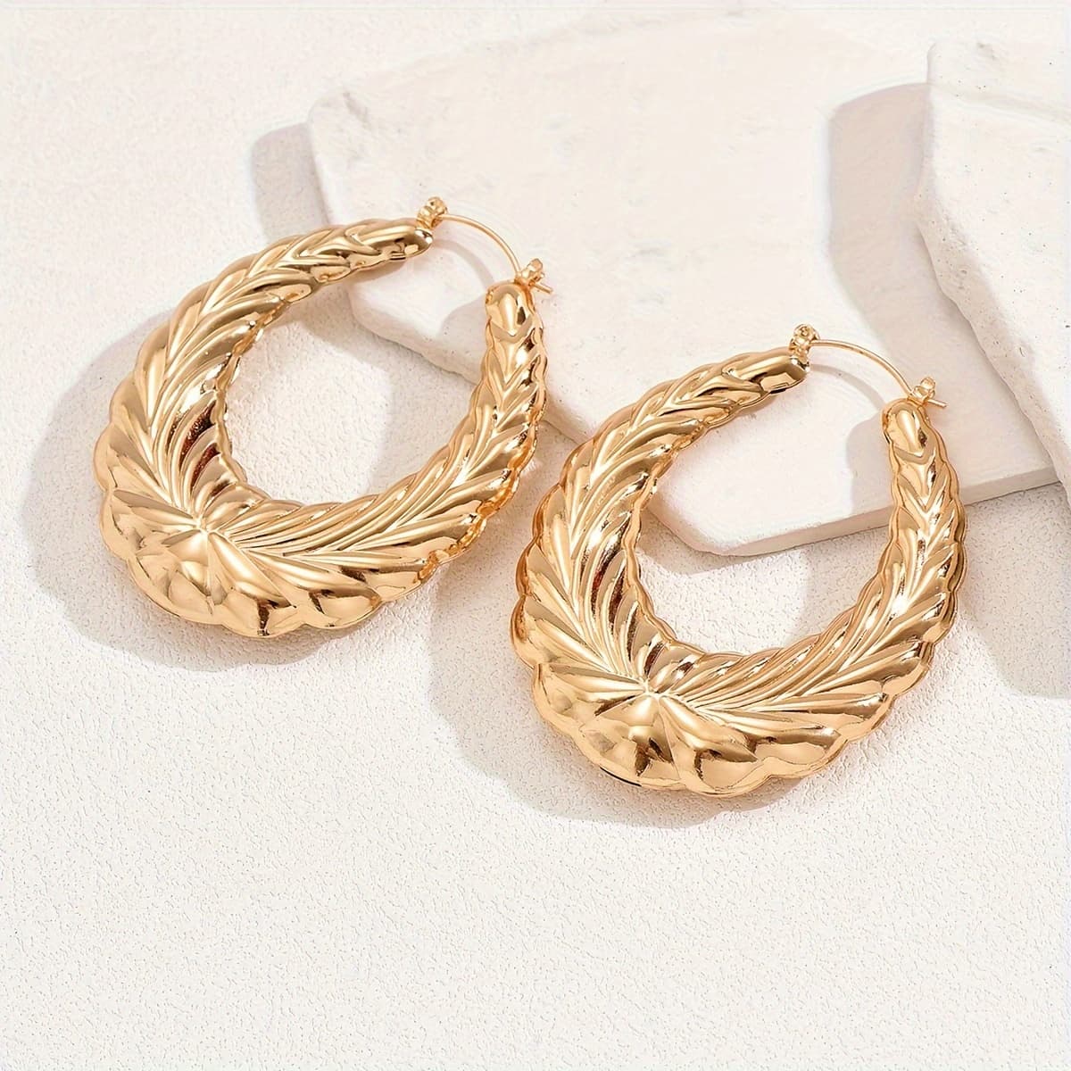 TEMU 1 Pair Luxurious Vintage Wheat Oval Hoop Earrings - Titanium Alloy 14k Golden Plated With Accents, Elegant Everyday Jewelry For Daily Wear & Gift Occasions, Versatile Design