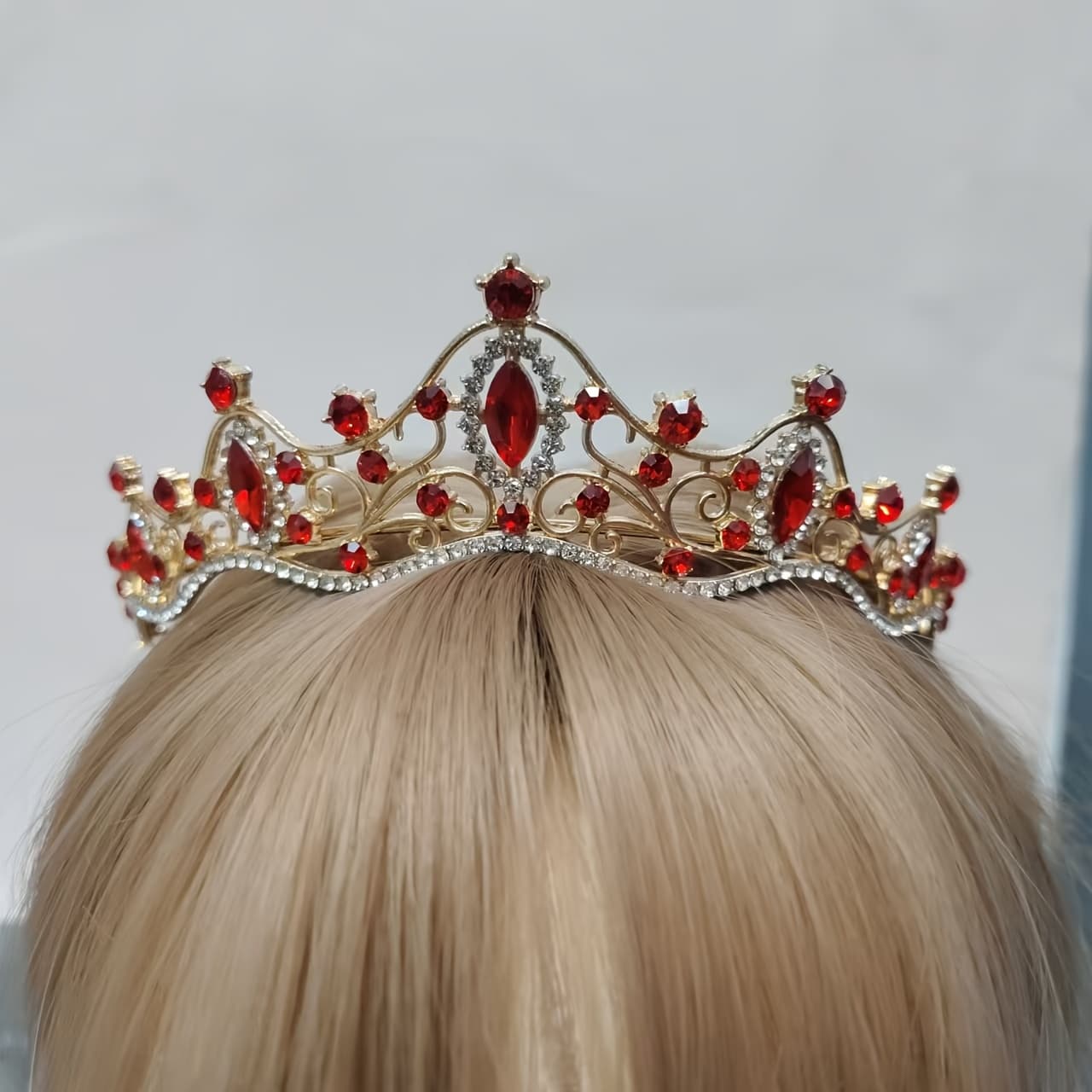 TEMU A Stylish, Elegant, And Exquisite Alloy Crown Hair Accessory Suitable For Women's Wedding Party Additions