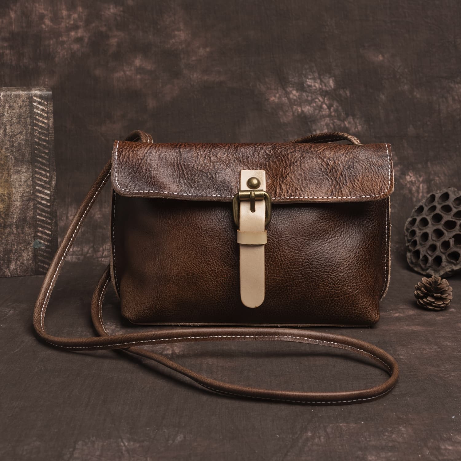 TEMU Retro Style Women's Bag, Top Layer Cowhide Casual Versatile Crossbody Bag, Handmade Tree Cream Genuine Leather Small Bag, European And Soft Shoulder Bag