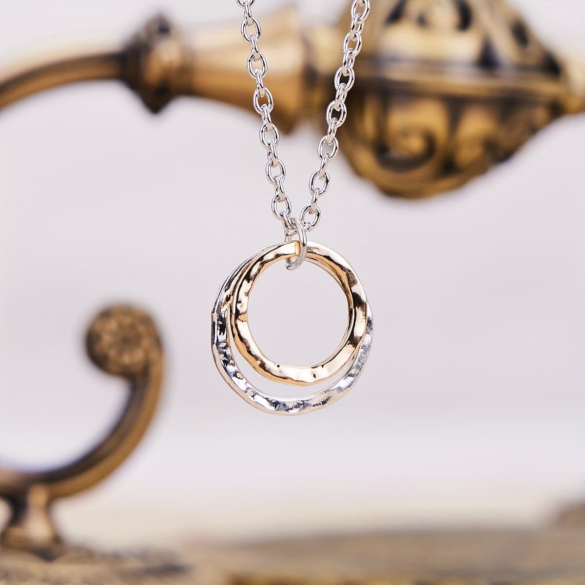TEMU Stylish Pendant Necklace With A Minimalist And Circular Ring, A Unique Gift For Women