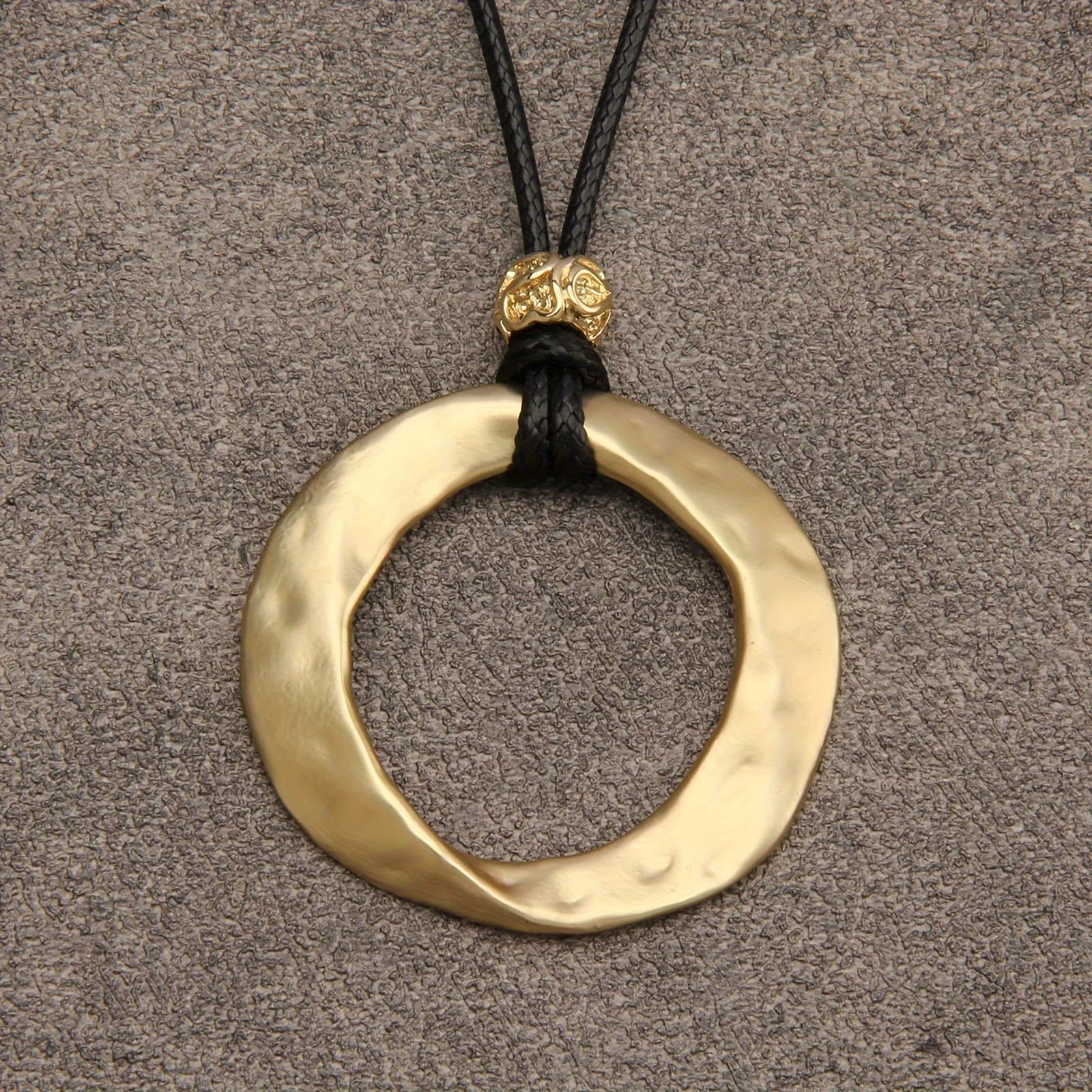 TEMU 1 Minimalist Fashion Twisted Round Pendant Long Necklace, Unique Beaded Necklace For Men And Women, Unisex Couple Necklace, Daily Dating Accessory, Gift For Girlfriend Or Boyfriend