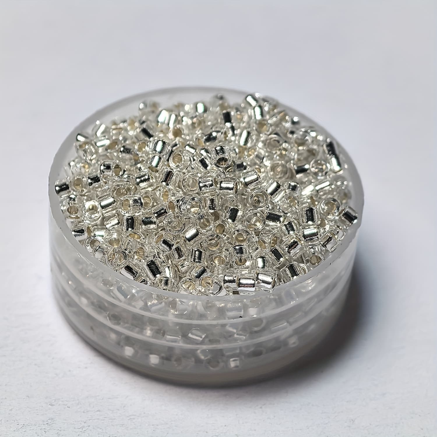 TEMU 11/0 1.6mm Beads & Bead Assortments, 200pcs (1g), Ideal For Jewelry Making & Diy Crafts