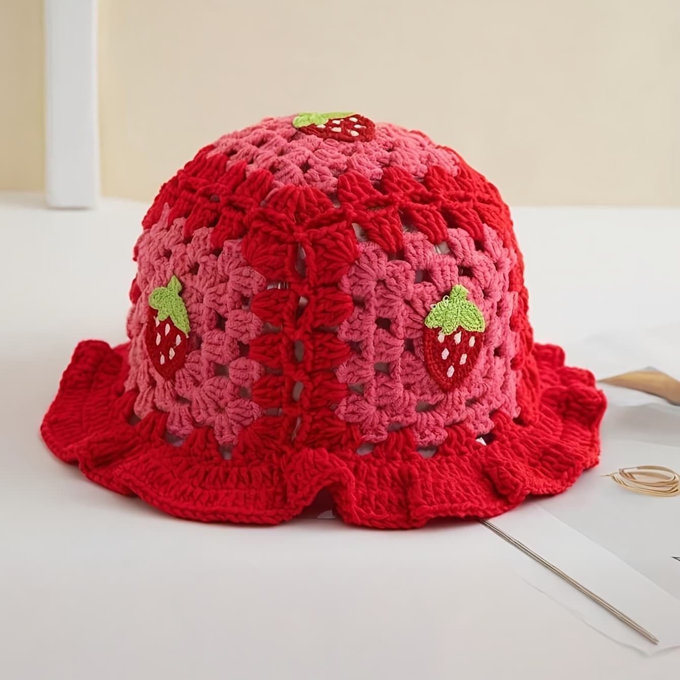 TEMU 1pc Women's Handmade Crochet Hat - Fashionable, , . Lightweight Hat , Cold-proof, Suitable For Autumn And Winter . Valentine's Day Theme, Elastic And Fitted, Fashionable And Versatile.