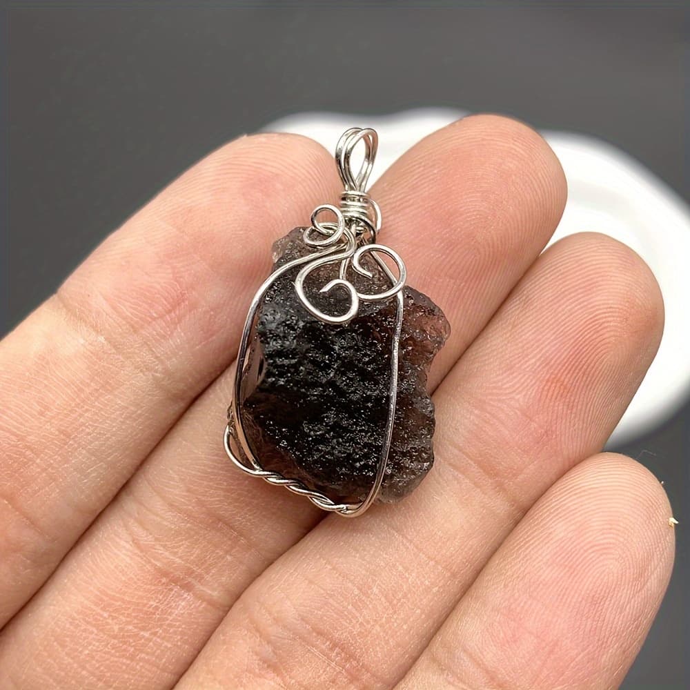 TEMU 1pc Random Shape Black Meteorite Pendant, Saffordite Stone, Rare Natural Necklace, Gemstone Unique Mineral Rock Irregular Gem For Jewelry Diy