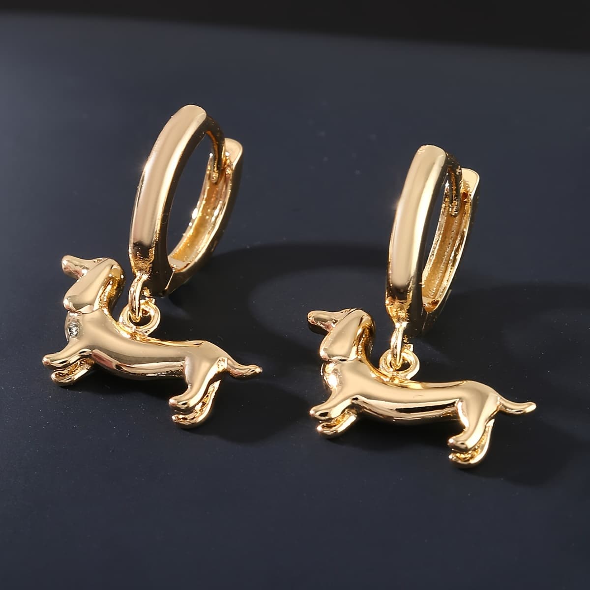 TEMU 1 Pair Of Copper Temperament Retro Animal Dachshund Pendant Earrings Personalized Trendy Earrings Dating Gift