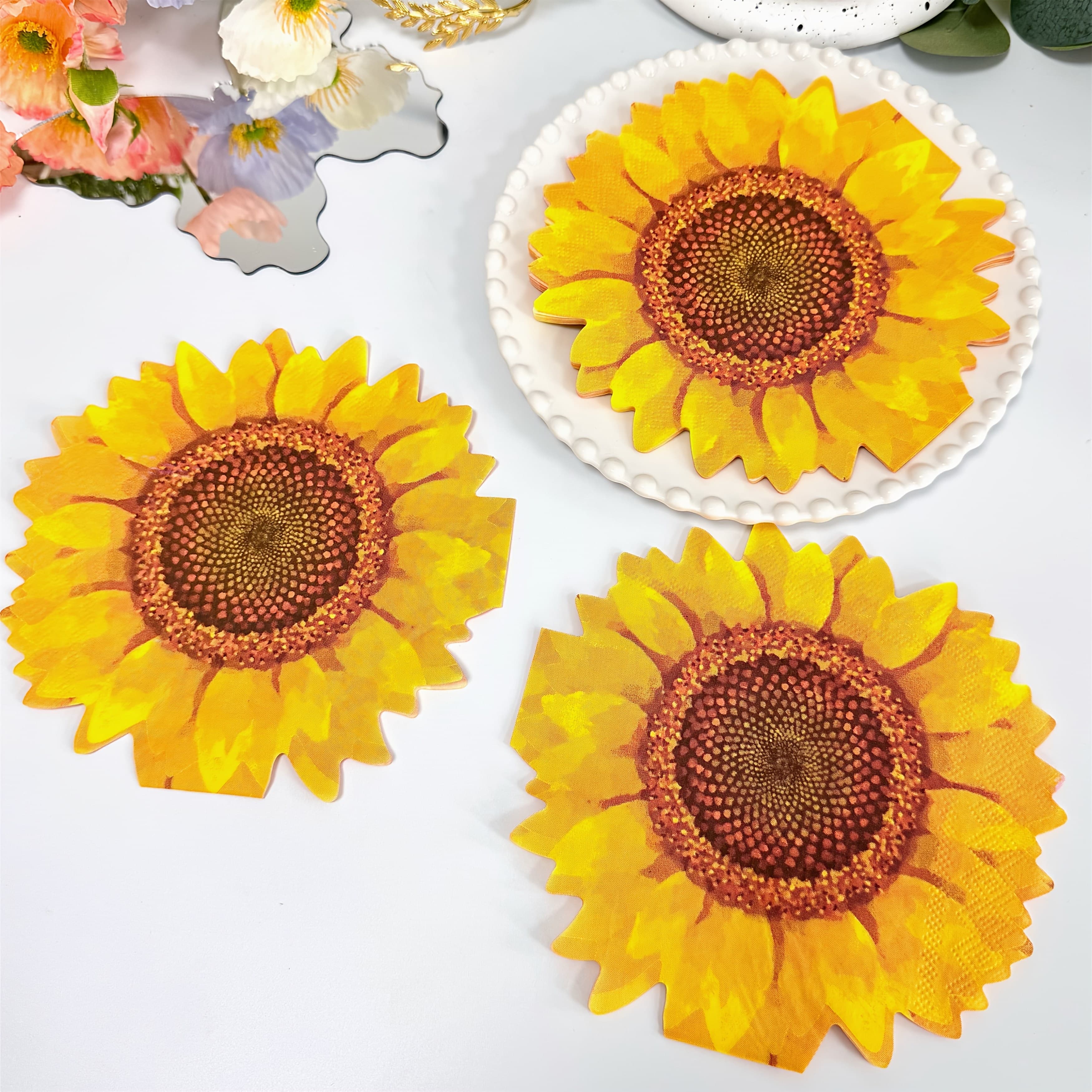 TEMU 20 Sheets/set, Disposable New Yellow Sunflower Shape Printed Napkins, Birthday Holiday Picnic Wedding Party Tissues, Restaurant Party Supplies,