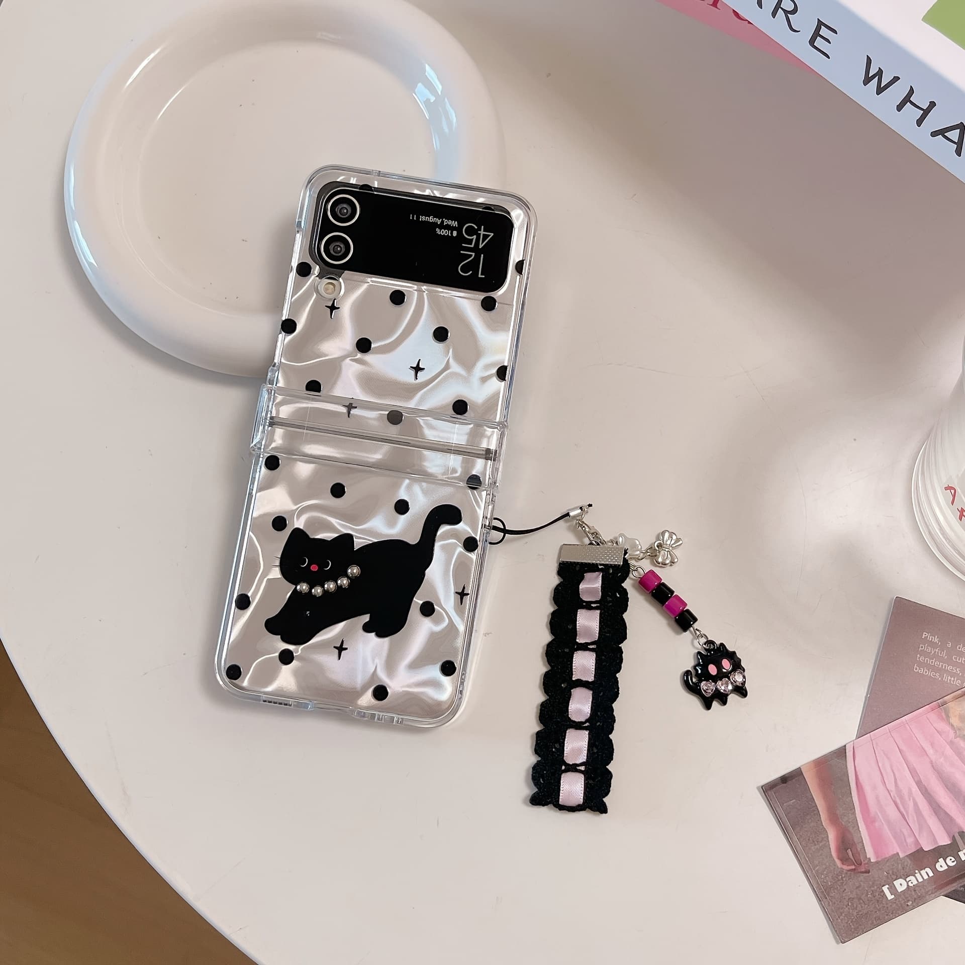 TEMU Phone Case - Artistic Ripple Polka Dot Black Cat With Chain Suitable For Galaxy Z Flip 3 4 5 6 Phone Case Foldable Premium Creative Niche Women