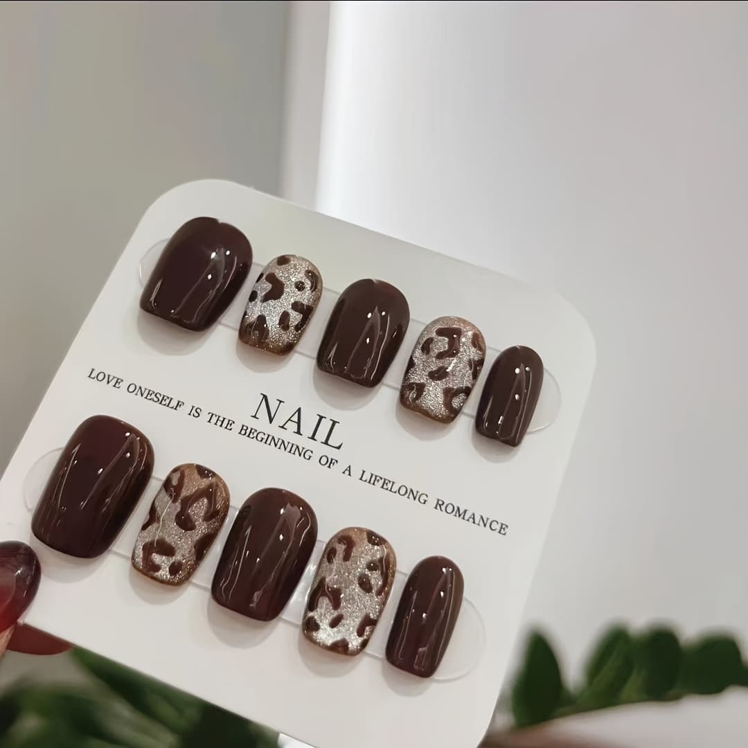 TEMU 10pcs Of 2024 Popular Wearing Nails Premium Autumn And Winter Short Leopard Print Nail Art Pieces Detachable Pieces, Suitable For Women And S Category: Press Fake Nails