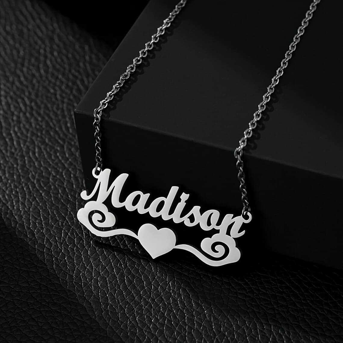 TEMU Stainless Steel Custom Heart Pendant Necklace Silvery Name Women's Fashion Minimalist Jewelry Personalized Engraved Pendant Necklace Casual Attire Accessory