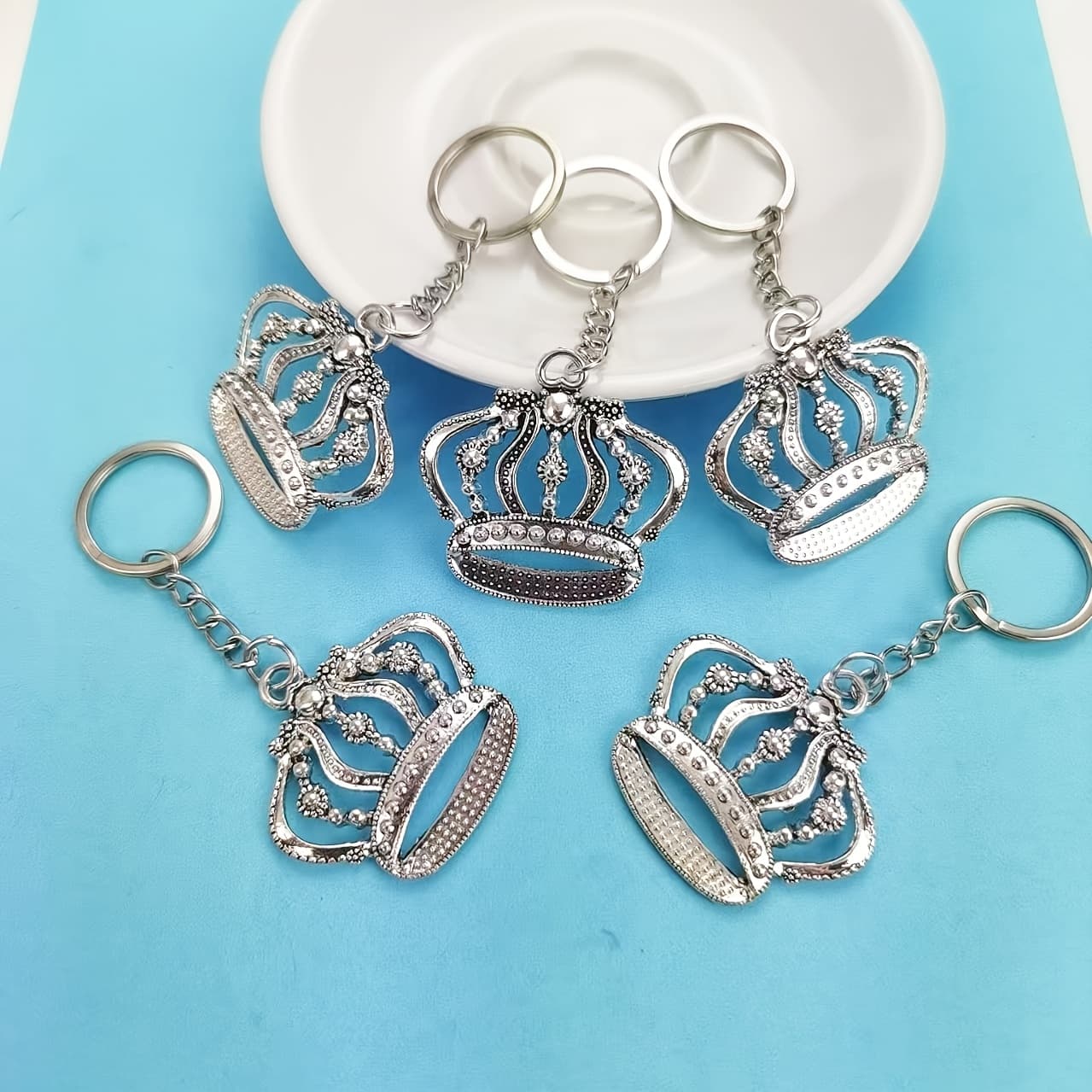TEMU 5pcs European And American Creative Simulation Keychain Street Festival Birthday Gift For And Men And Women Vehicle Interior Hanging Handbag Hanging
