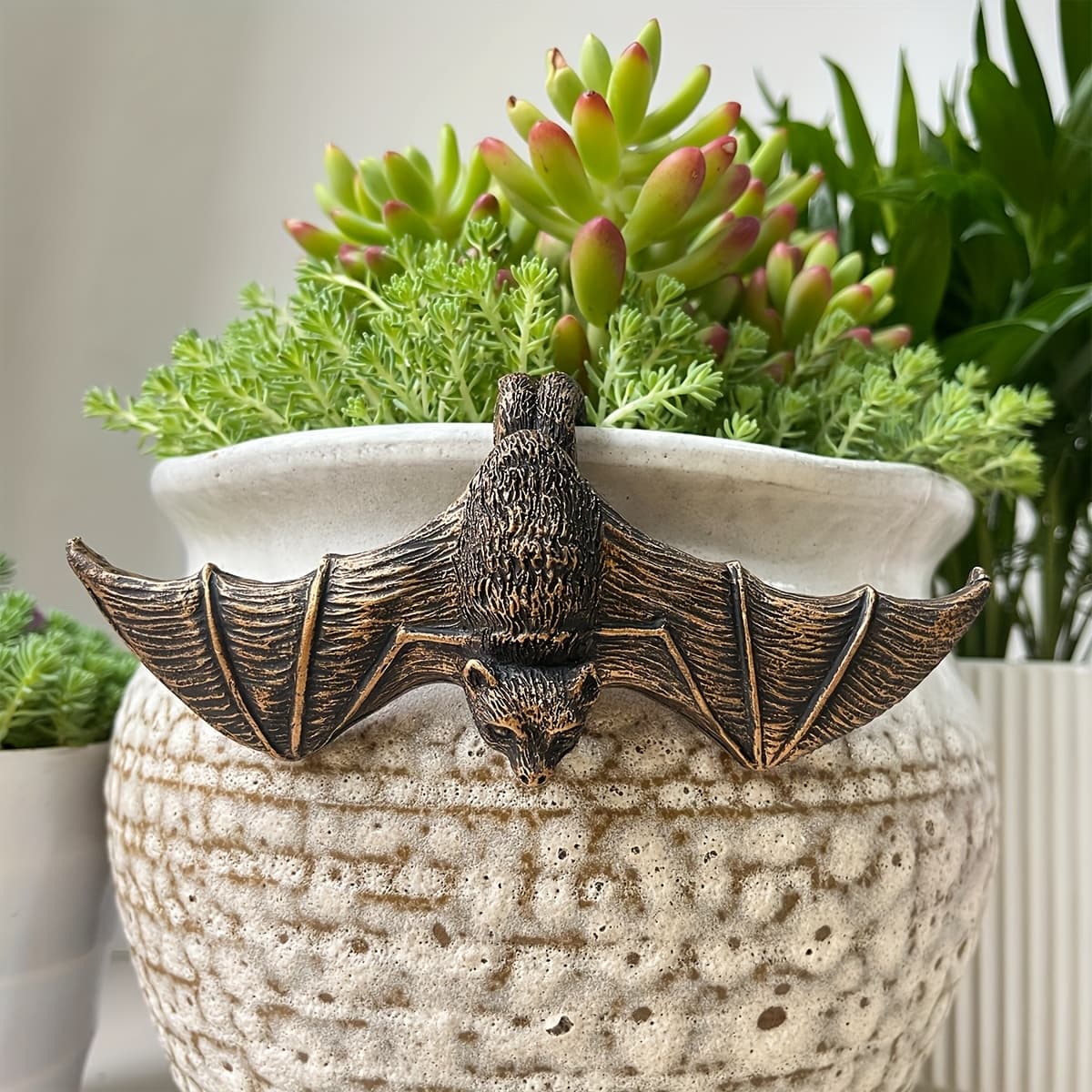 TEMU 1pc Resin Bronze Winged Bat Planter Hanger, Bat Element, Garden Decoration, Planter Companion