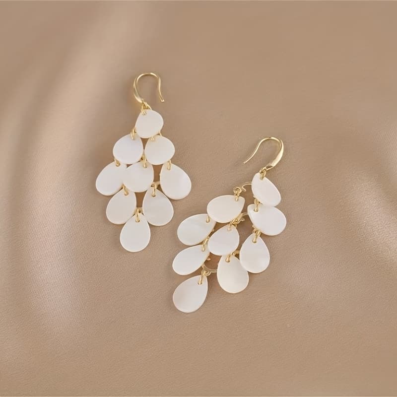 TEMU A Pair Of Vintage Tassel Shell-inspired Earrings, Featuring Minimalist And Design With Elegant Ear Hooks, Offering A Fashionable And Versatile High-end Ear Accessory