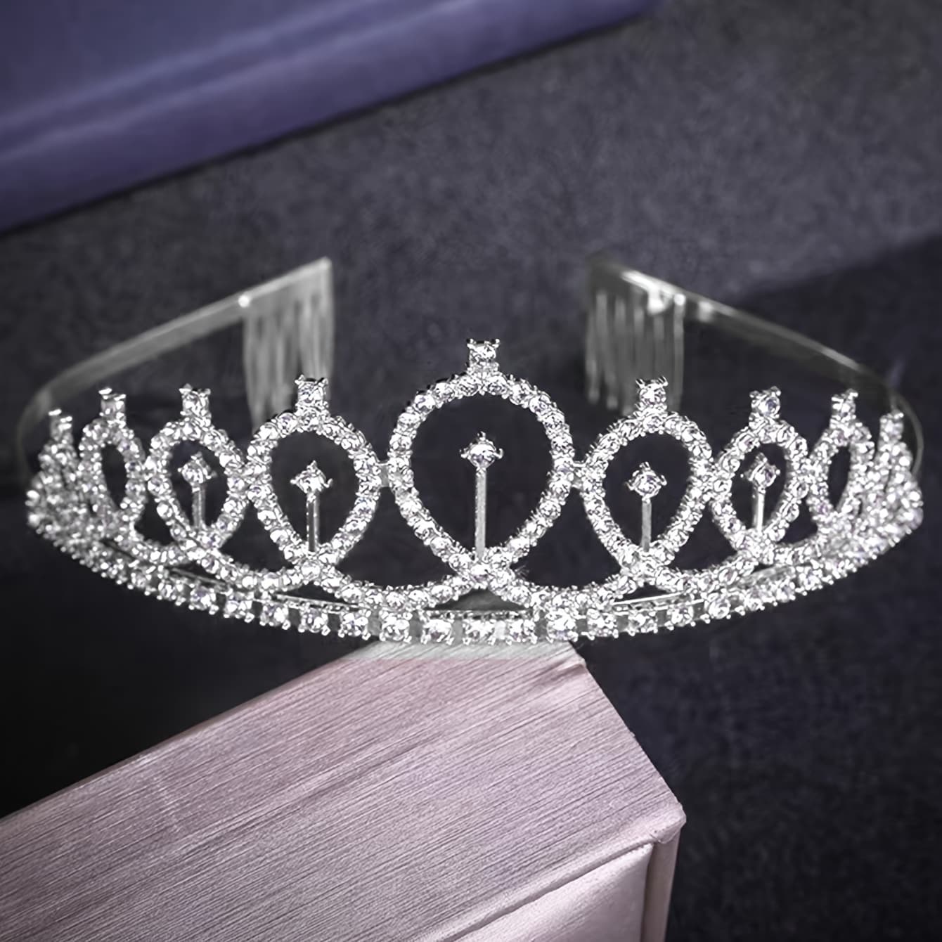 TEMU A Stylish And Minimalist Crown Hair Accessory For Women, Featuring A Alloy , Perfect For Brides, Birthday Parties, Or Everyday Wear