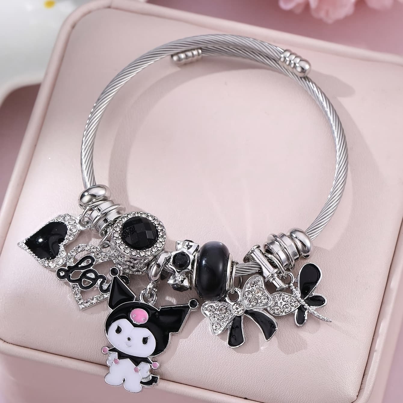 TEMU 1pc Kuromi Design Bracelet, Fashion Accessory Gift For And Couples