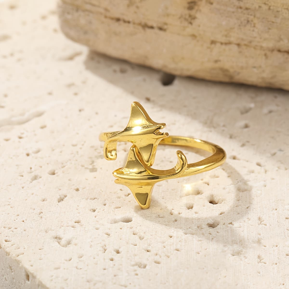 TEMU A Creatively Designed Adjustable Ring For Women, Shaped Like A Minimalist Ray, Perfect For Ocean-themed Jewelry, Holiday , And Party Gifts