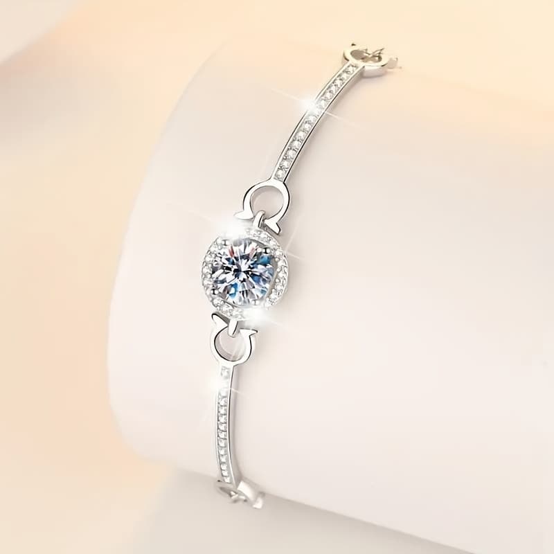 TEMU Luxury 925 Silver Moissanite Moissanite Mobius Bracelet Accessories For Women's Wedding Engagement 925 Silver Daily Exquisite Accessories Gifts