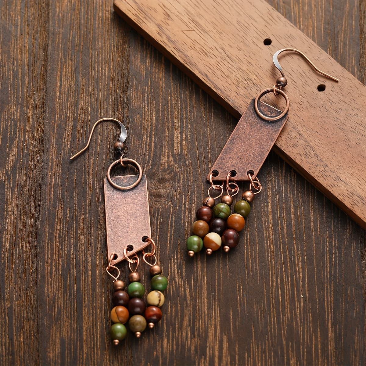 TEMU Boho-chic Vintage Gemstone Dangle Earrings - Irregular , Alloy With Iron Posts, Perfect For Parties & Gifts, Bohemian, Daily Wear, Festival, Retro Style, Bohemia Style