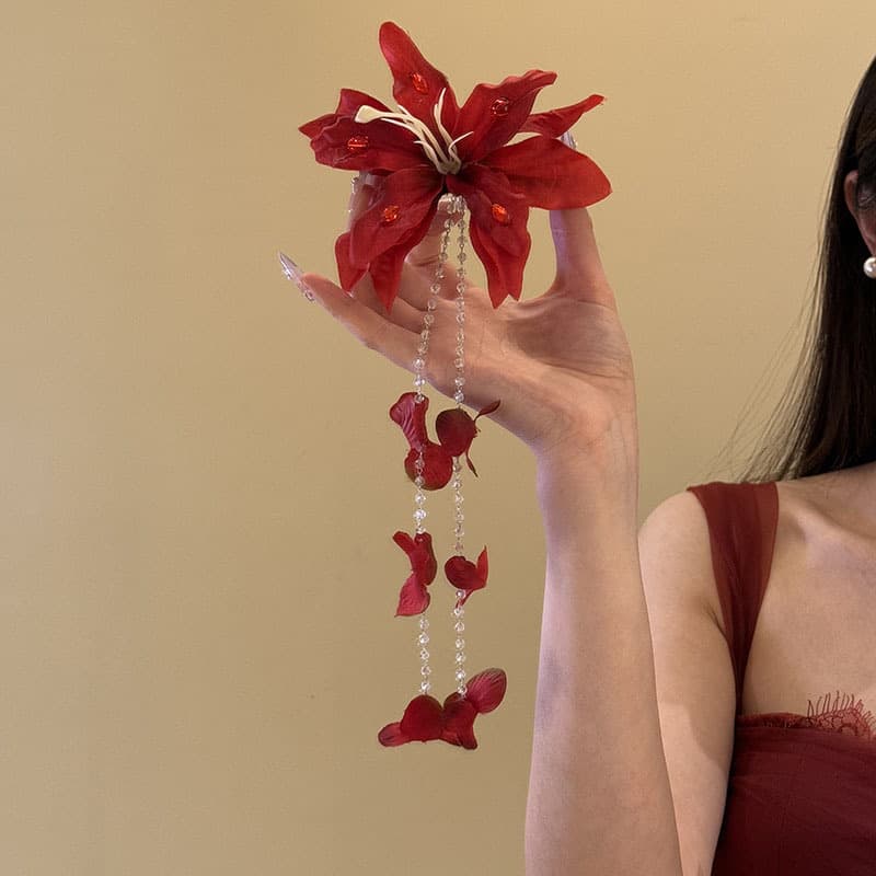 TEMU Fabric Resin Flower Petal Tassel Hair Clips - Duckbill Clips With Fringe Trimming Compatible For Braids, Ponytails, Buns | Aesthetic Hair Accessories Suitable For Weddings, , Everyday Hairstyles