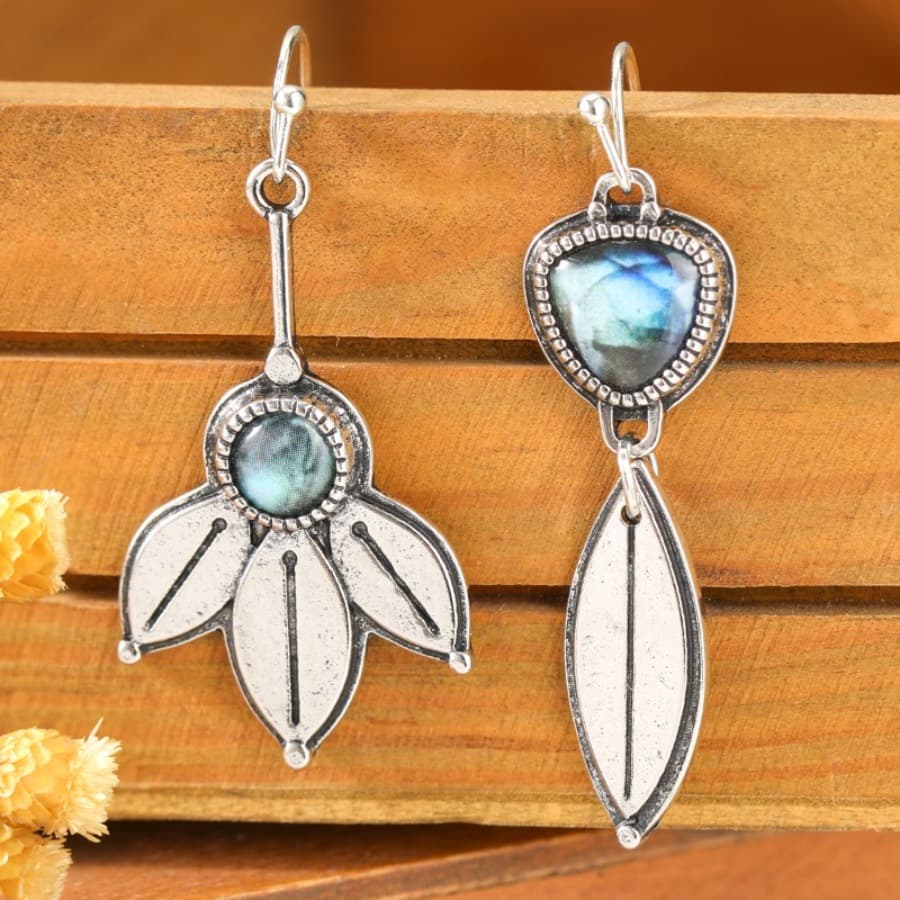 TEMU Retro Bohemian Asymmetrical Design Leaf Pendant Geometric Synthetic Zirconia Inlay Ethnic Style Women's Pendant Earrings Party Matching Holiday Gift Jewelry Ear Jewelry