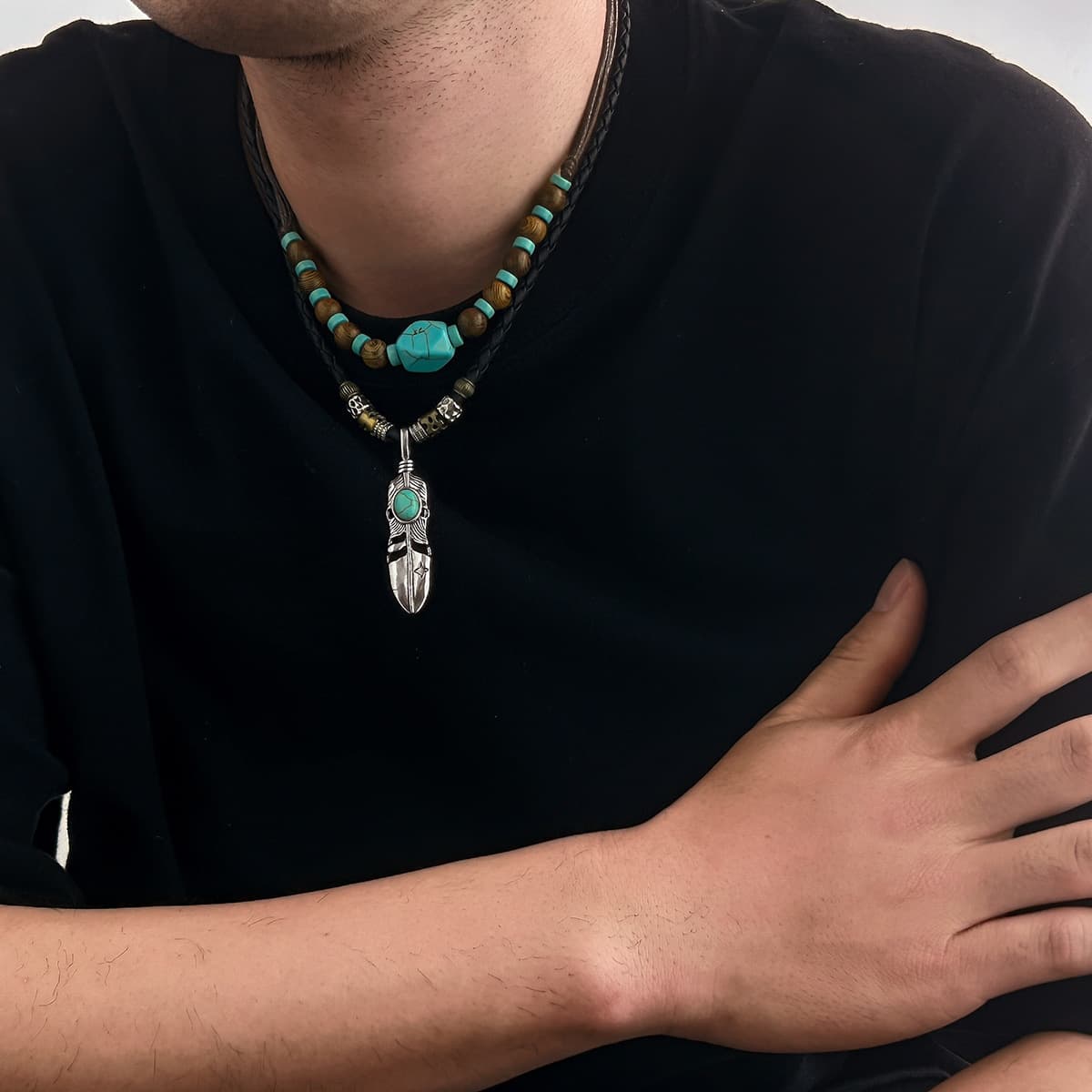 TEMU 1pc A Vintage Necklace Featuring Wooden Beads, Synthetic Turquoise, And A Feather Pendant, Designed As A Accessory For Men