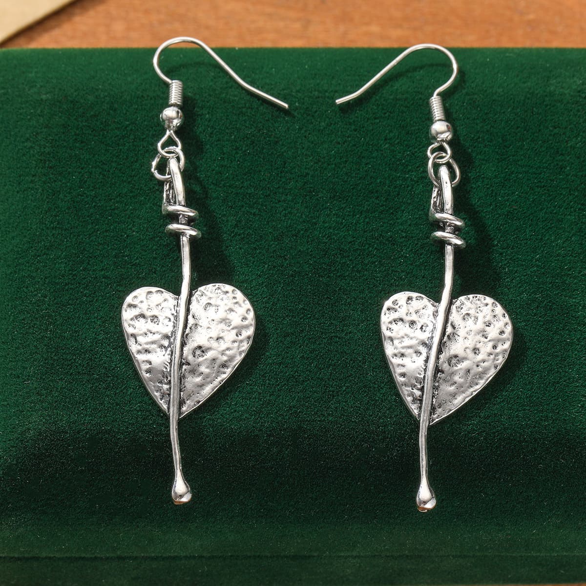 TEMU Retro Heart-shaped Long Pendant Earrings With , Bohemian Women's Jewelry, Party Wear, Fashionable Earrings For Parties And Evenings, Gift For Festivals, Commemorative Earrings