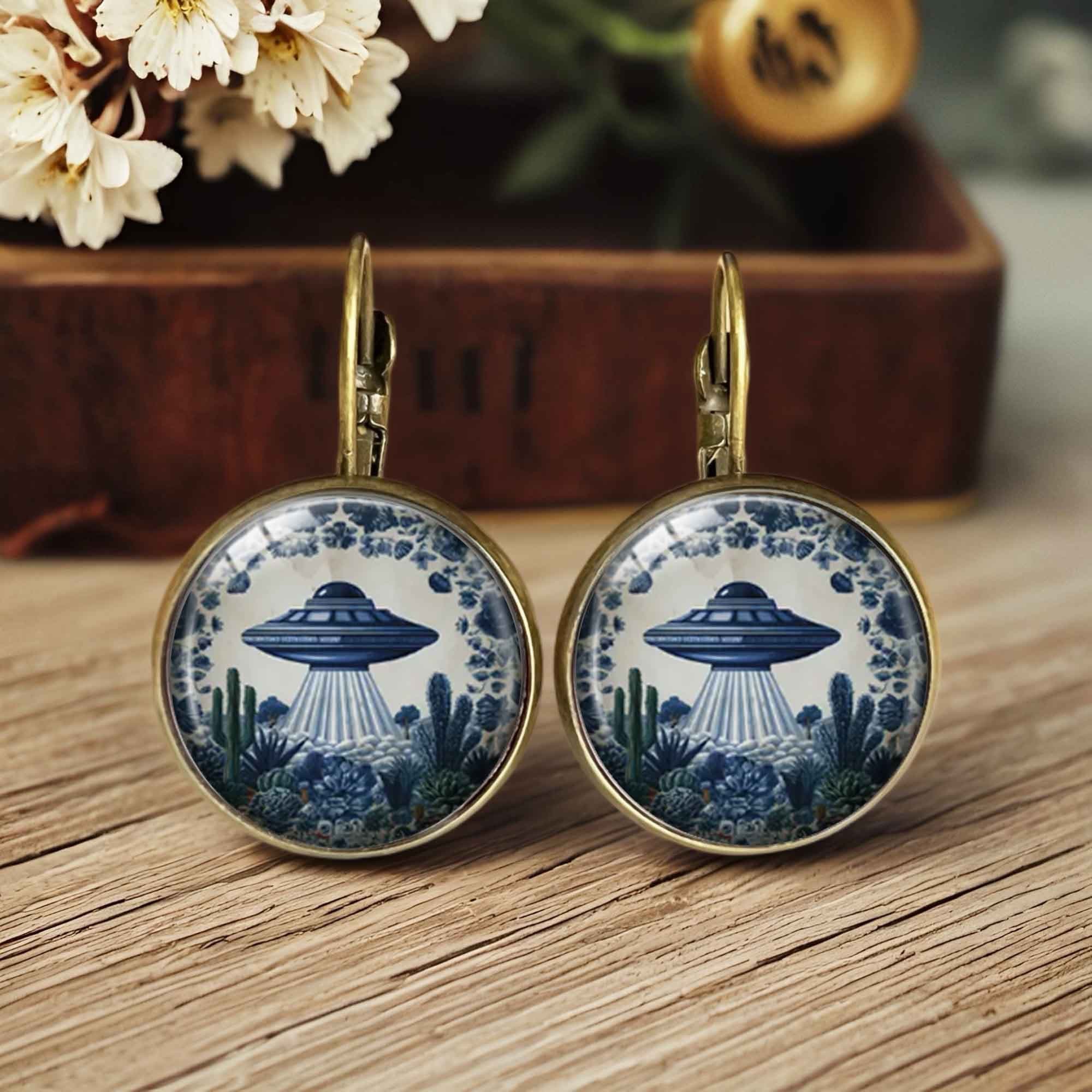 TEMU A Pair Of Unique Ufo And -and-white Porcelain Design Earrings, A High-quality Fashion Accessory