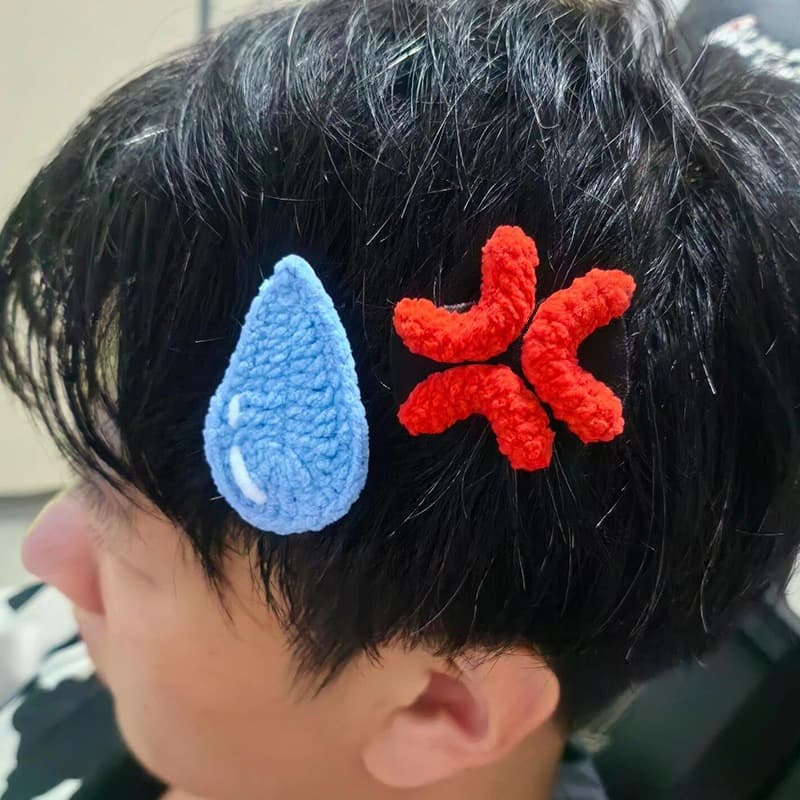 TEMU 2pcs Of Cute Plush Angry Hairpins, Cartoon Style Solid Color, Fashionable Hair Accessories, Suitable For Ordinary Hair Quality, Perfect For Valentine's Day And Couples
