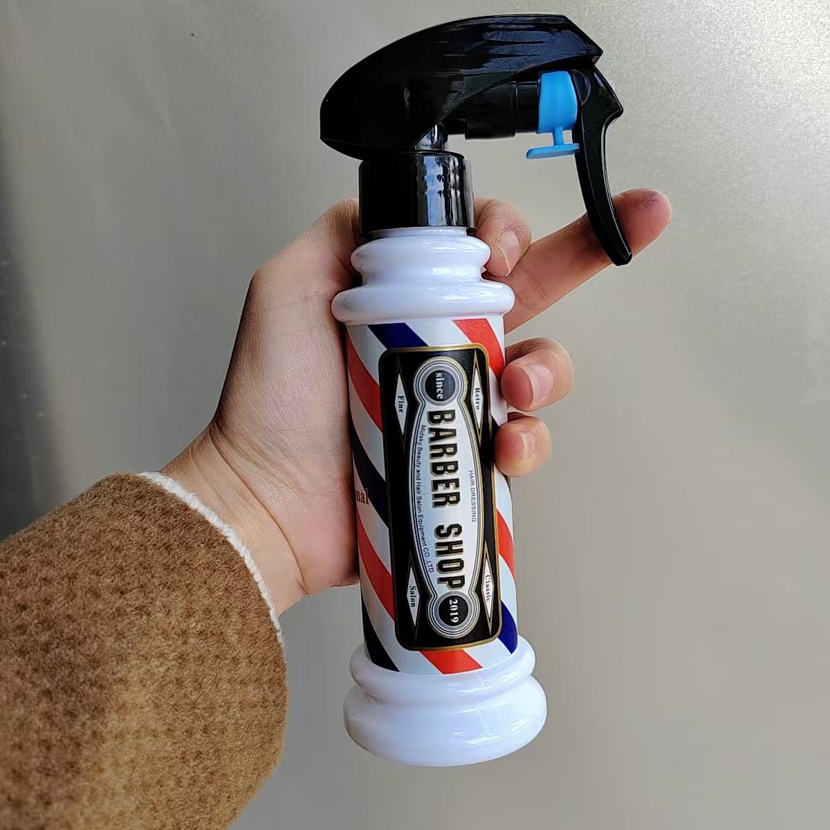 TEMU Salon Retro Fine Fog Spray Kettle Barber Shop Special Hairstyle Spray White Retro Hair Cannon Hair Salon Haircutting Tool