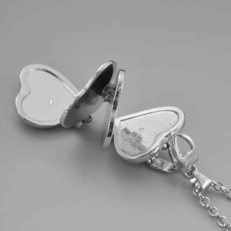TEMU Fashion Heart-shaped Picture Box Necklace 4 Layer Love Photo Pendant As A Gift For Girlfriend