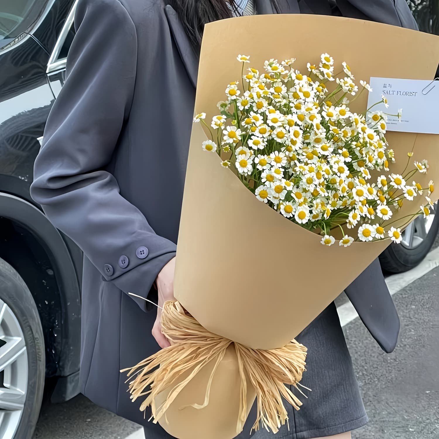 TEMU 5pcs Artificial Daisy Wedding Bouquet- Realistic White And Yellow Floral Decoration For Wedding, Home, Office, Garden Decoration- No Maintenance Artificial Centerpiece