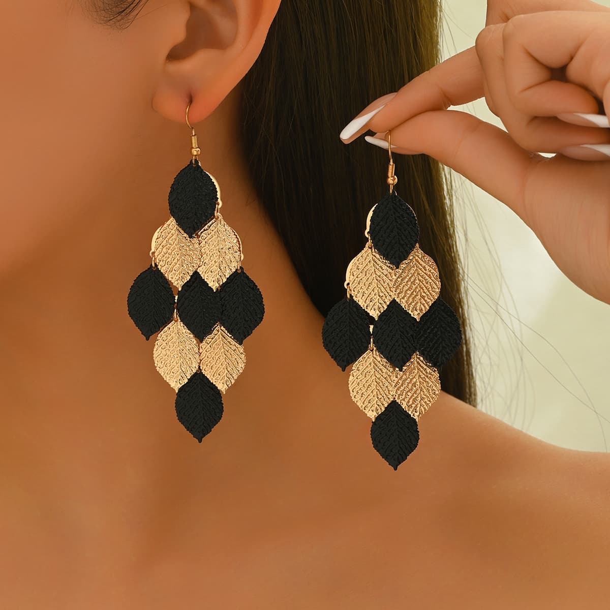 TEMU 1 Pair Of European And Women's Dangle Earrings, Summer Vintage Bohemian Metal Trend, Geometric Leaf Color Block Tassel Long Unique , , Bride Gift, Banquet Street Style, Versatile Accessory