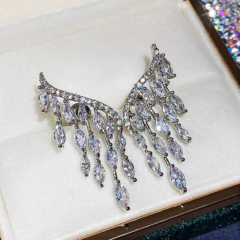 TEMU 1pair Luxury Inlay Shiny Synthetic Zirconia Wing Earrings Exquisite Wedding Tassel Earrings For Women Daily Banquet Holiday Temperament Earrings Jewelry