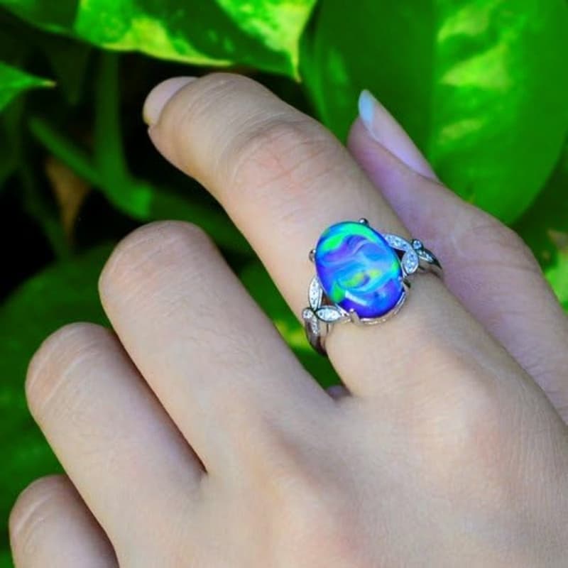 TEMU 1pc Mood Ring With Heat-sensitive Synthetic Gemstone - Perfect Gift For Men And Women, Tracks Your Emotional To Match Daily Outfits