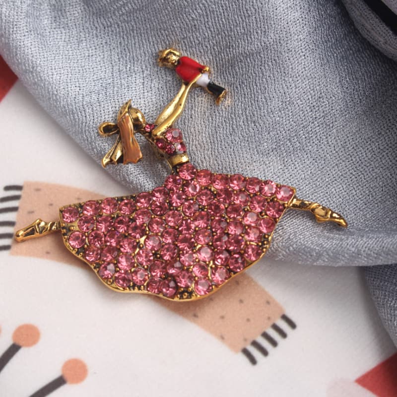 TEMU Brooch - Elegant Luxury Suitable For Coats, Dresses, Bags & Scarves | Irregular Nutcracker Soldier/horse/shoe Forms | Sparkling Christmas Accessory & Unique Gift For Ballerinas & Ballet Lovers