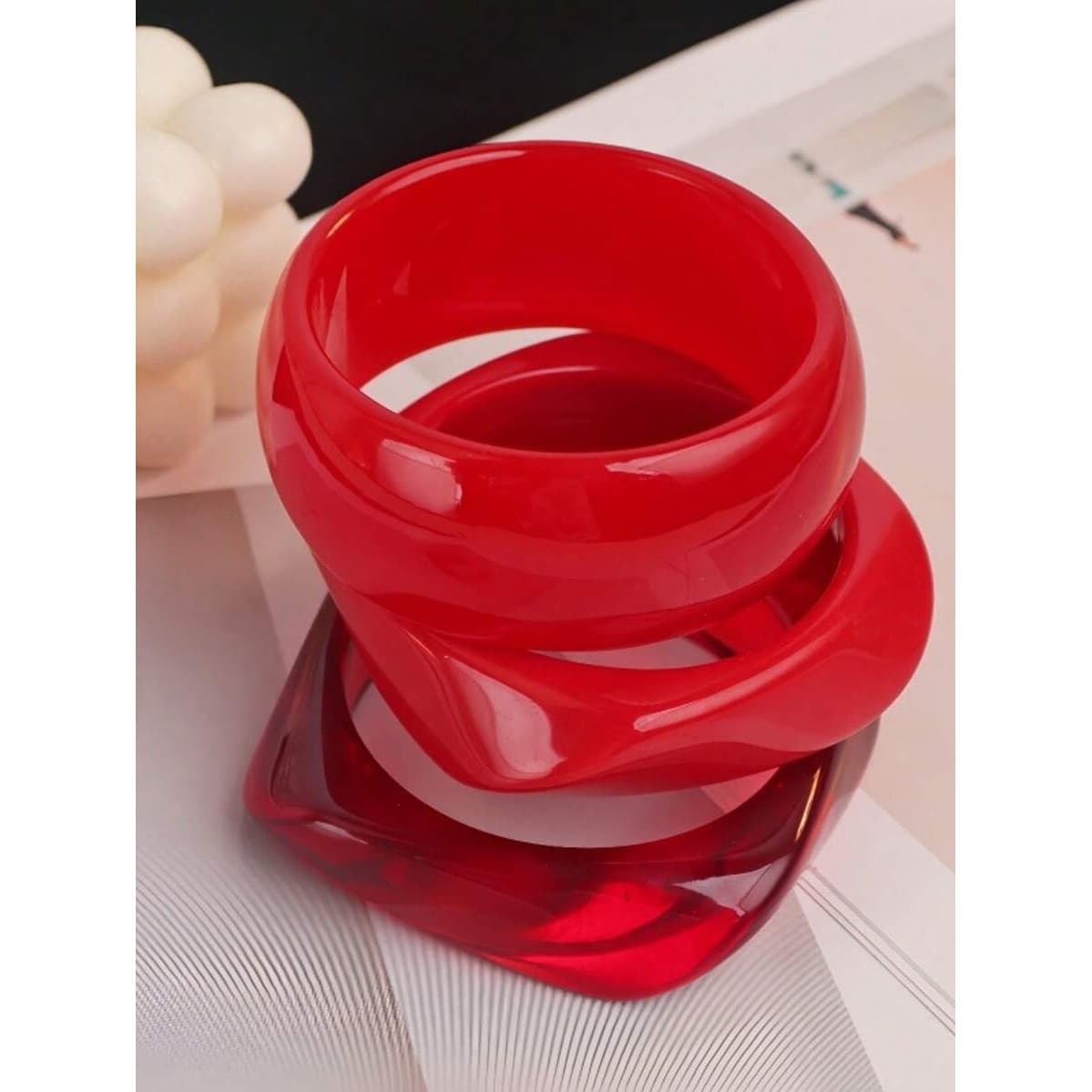 TEMU Vintage Elegant Transparent Wide Bangle, Fashionable And Sexy, Suitable For Women To Wear On Travel, Vacation, Dates, Shopping, Parties, And Daily Use - A Gift For