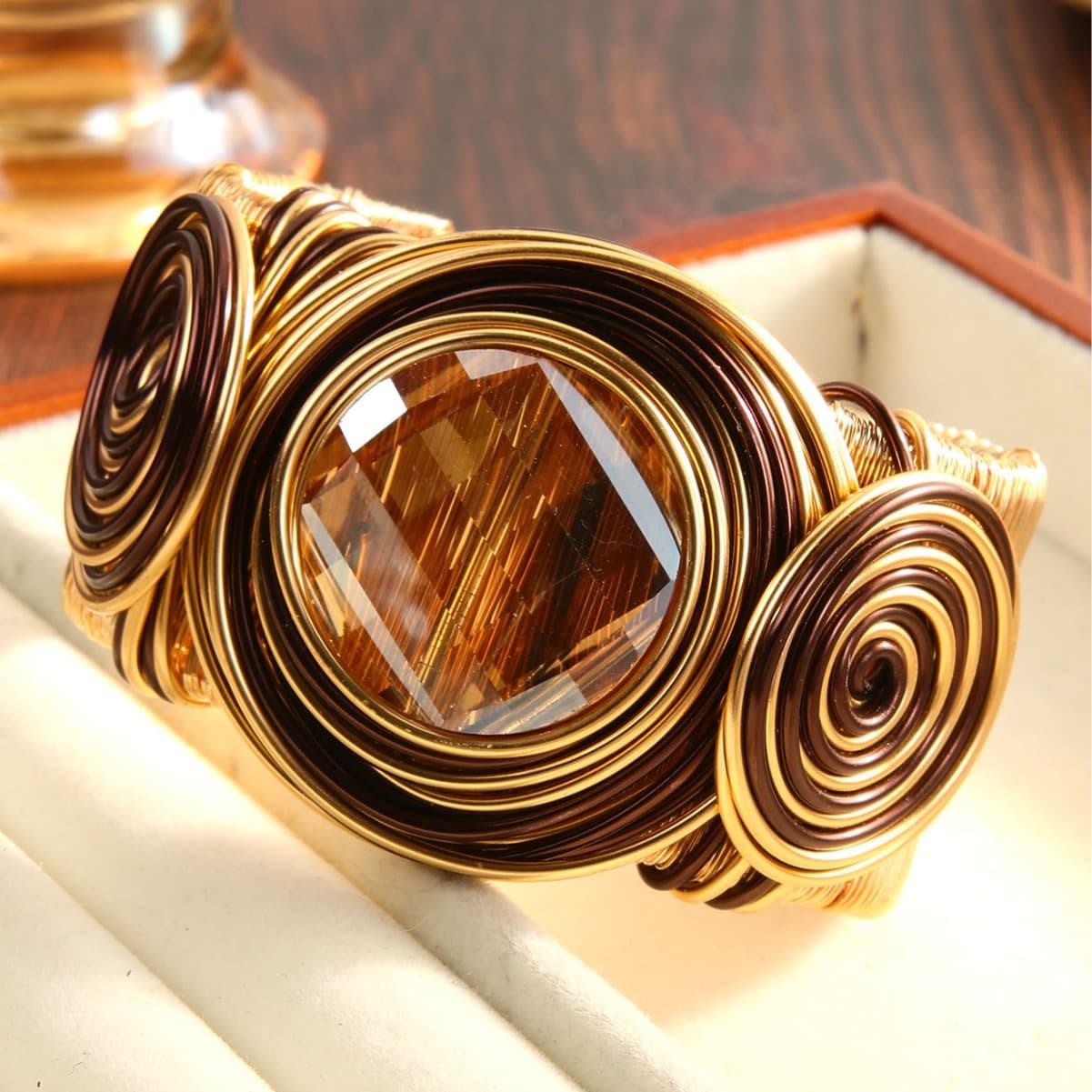 TEMU Vintage Punk-inspired Exaggerated Bracelet With Textured Metal – Golden-tone Finish, Perfect For , Valentine's Day, Parties, And Casual Attire, Punk Accessories