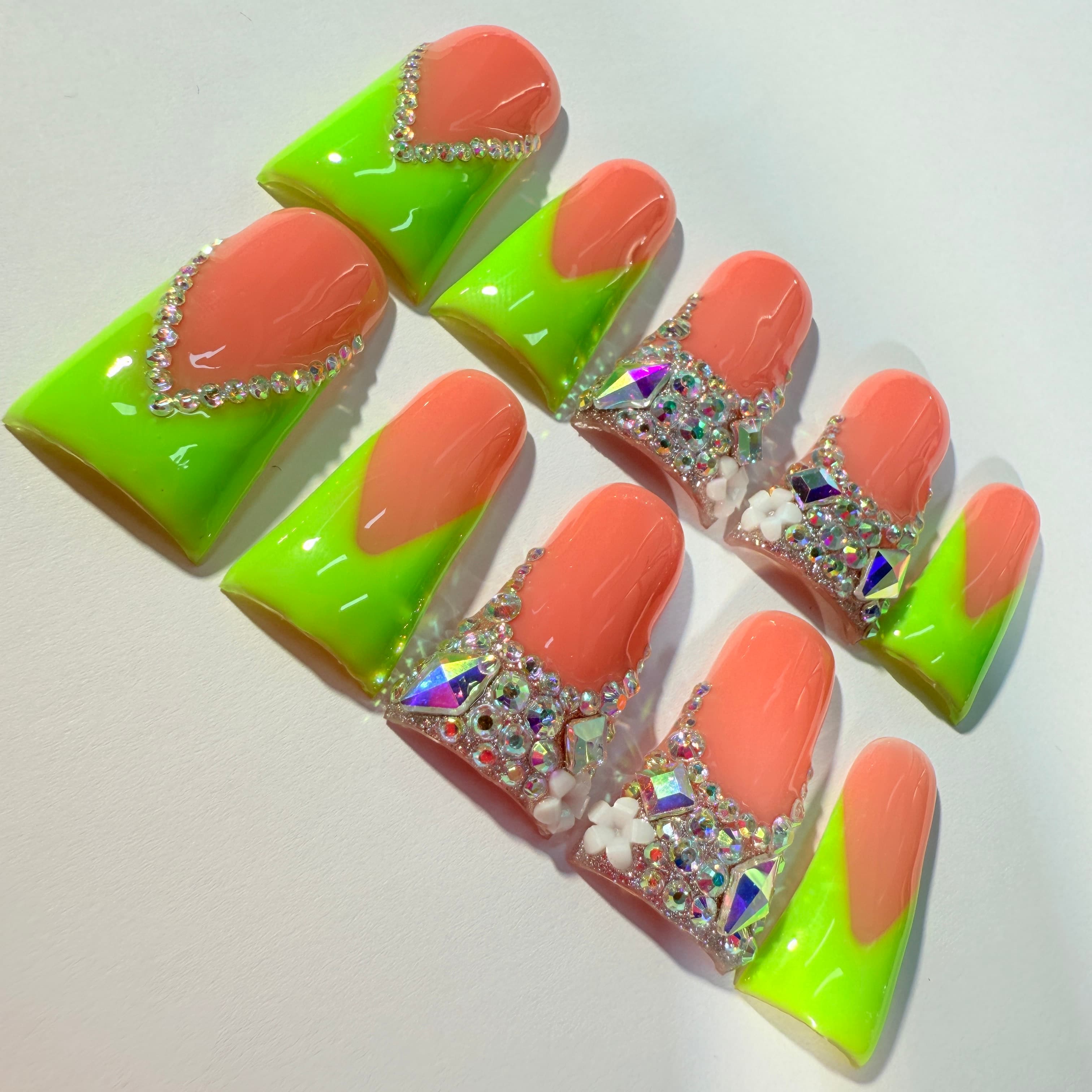 TEMU Handmade Medium Long Ducktip Press On Nails, 10pcs, Nude And Green Contrasting Color With Reusable , Perfect For Party Outfit.valentines Day Nails