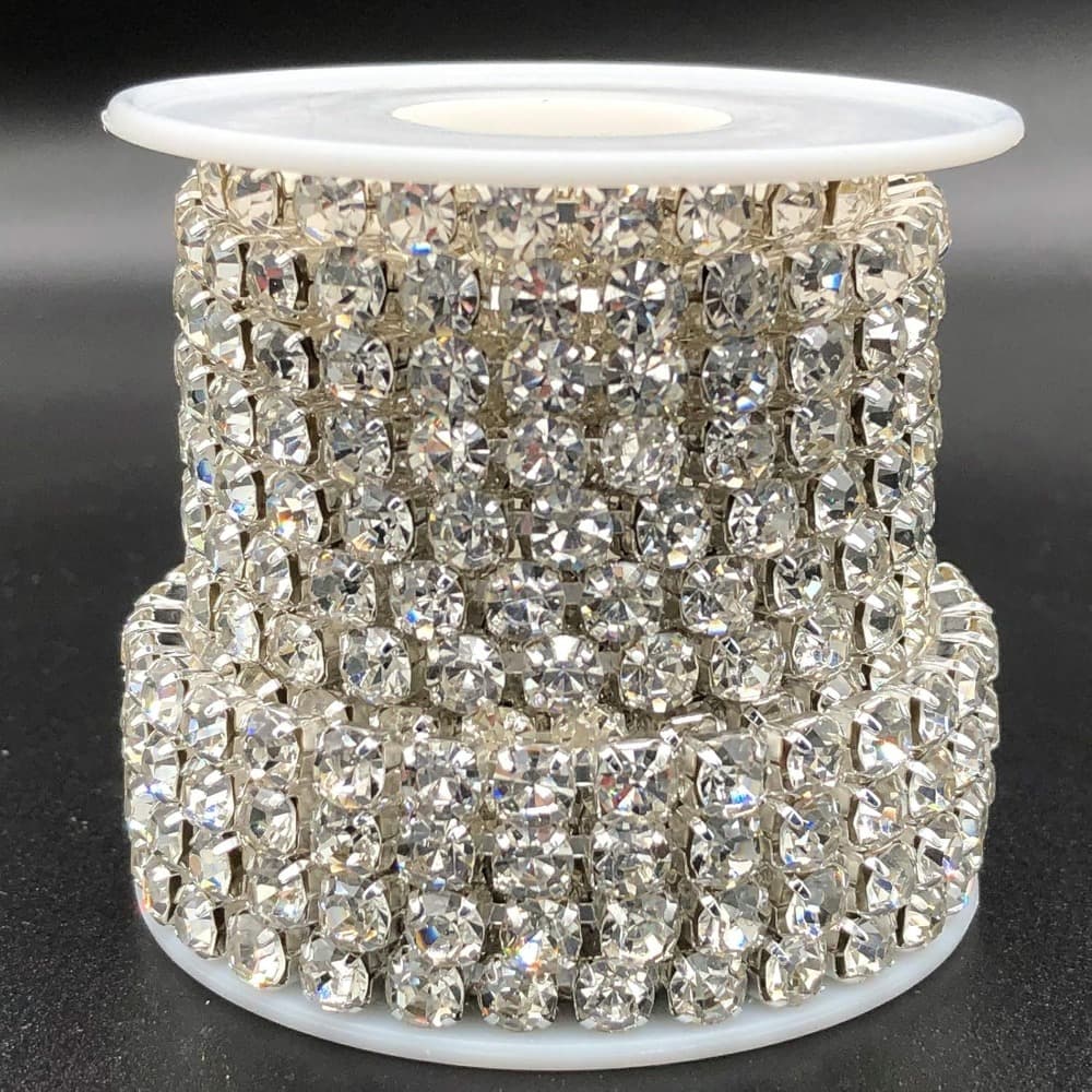TEMU A 1 Roll Of 5 Yards Featuring Large Crystal Rhinestones In A Close Chain Design, Measuring 5mm, , Suitable For Sewing, And Includes A Crystal Claw Cup Chain
